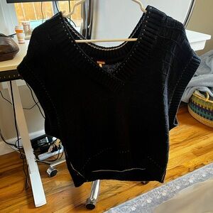 Free People Black V-Neck Sweater Vest
